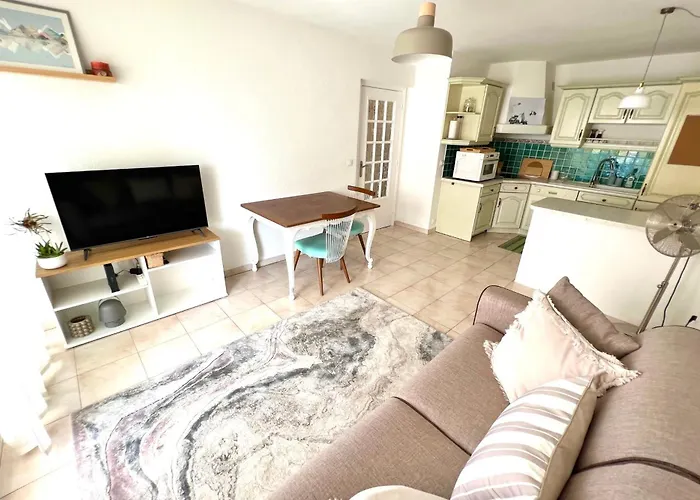 公寓 Juan Les Pins - Town Center - 4 People 昂蒂布