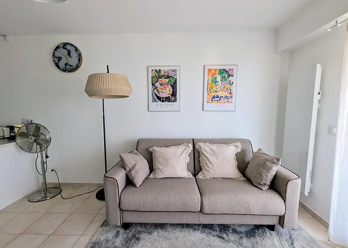 Juan Les Pins - Town Center - 4 People 昂蒂布