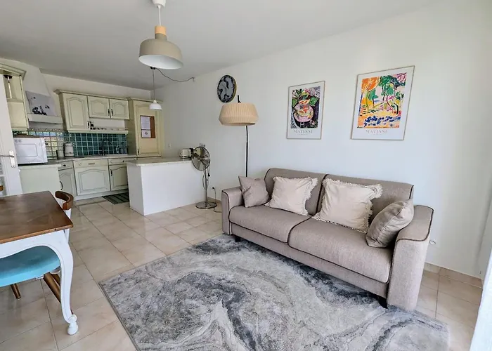 Juan Les Pins - Town Center - 4 People * 昂蒂布